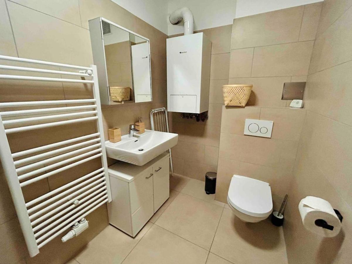 Urbaner Charme: Stilvolles Wohnen Im Herzen Wiens Ngoại thất bức ảnh