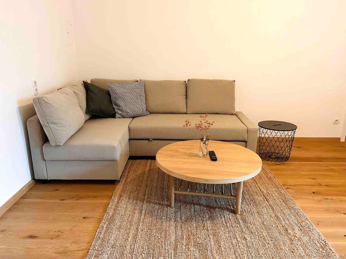 Urbaner Charme: Stilvolles Wohnen Im Herzen Wiens Ngoại thất bức ảnh